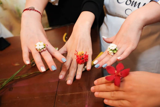 FLORAL JEWELLERY | ESSENTIALS